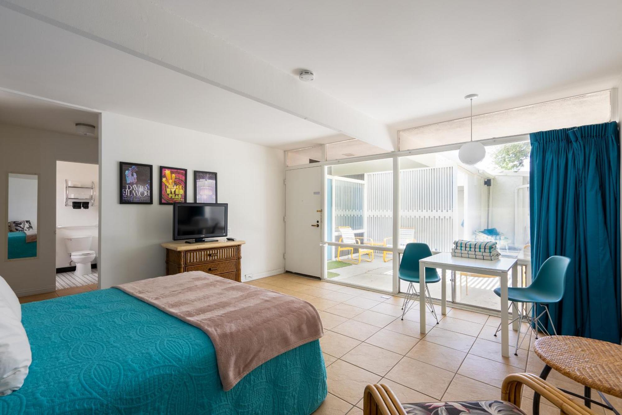 Monkey Tree Hotel By Avantstay Stylish Hotel In Palm Springs W Pool Eksteriør billede