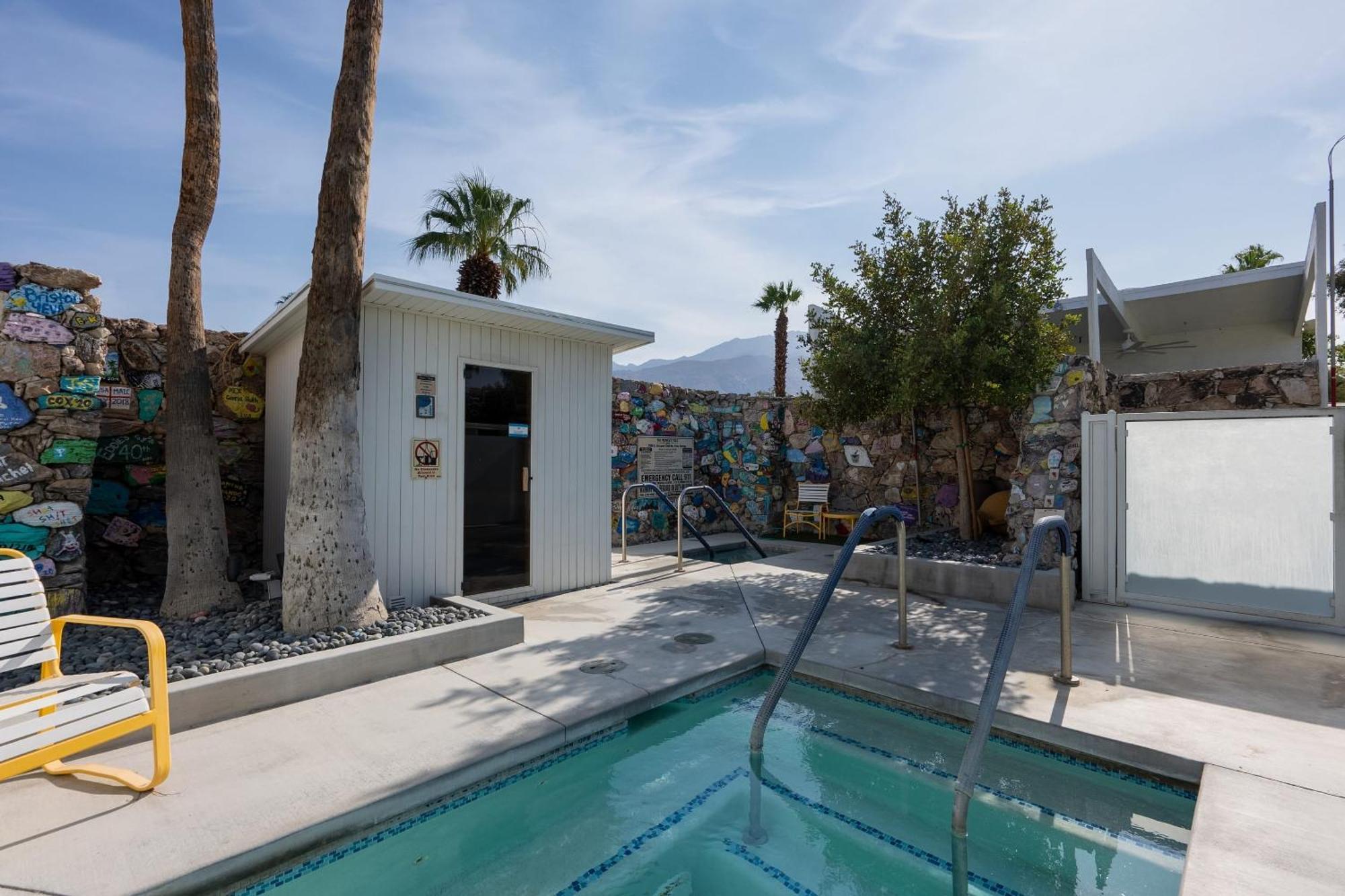 Monkey Tree Hotel By Avantstay Stylish Hotel In Palm Springs W Pool Eksteriør billede