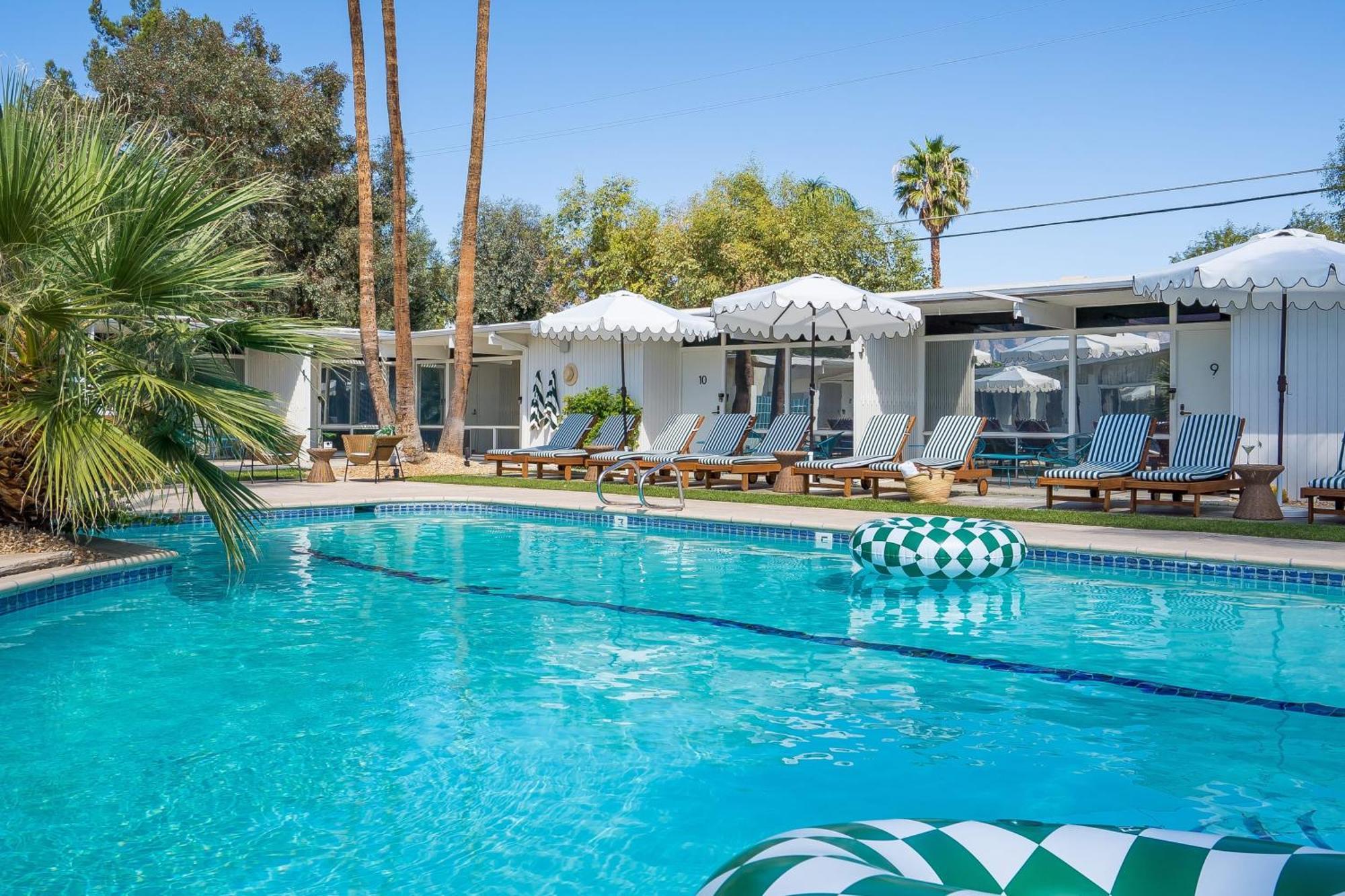 Monkey Tree Hotel By Avantstay Stylish Hotel In Palm Springs W Pool Eksteriør billede