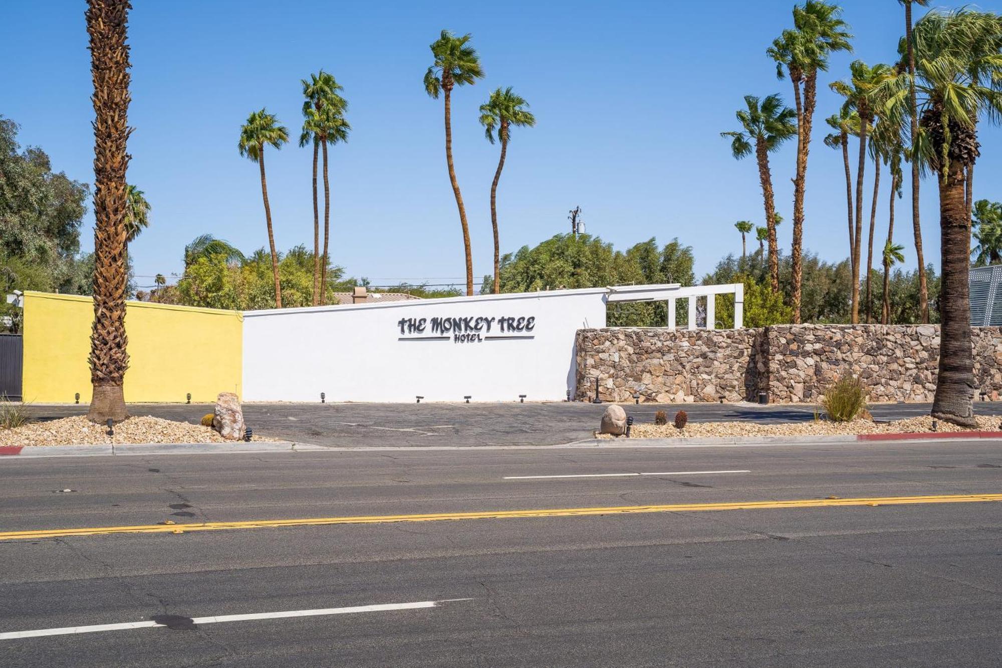 Monkey Tree Hotel By Avantstay Stylish Hotel In Palm Springs W Pool Eksteriør billede